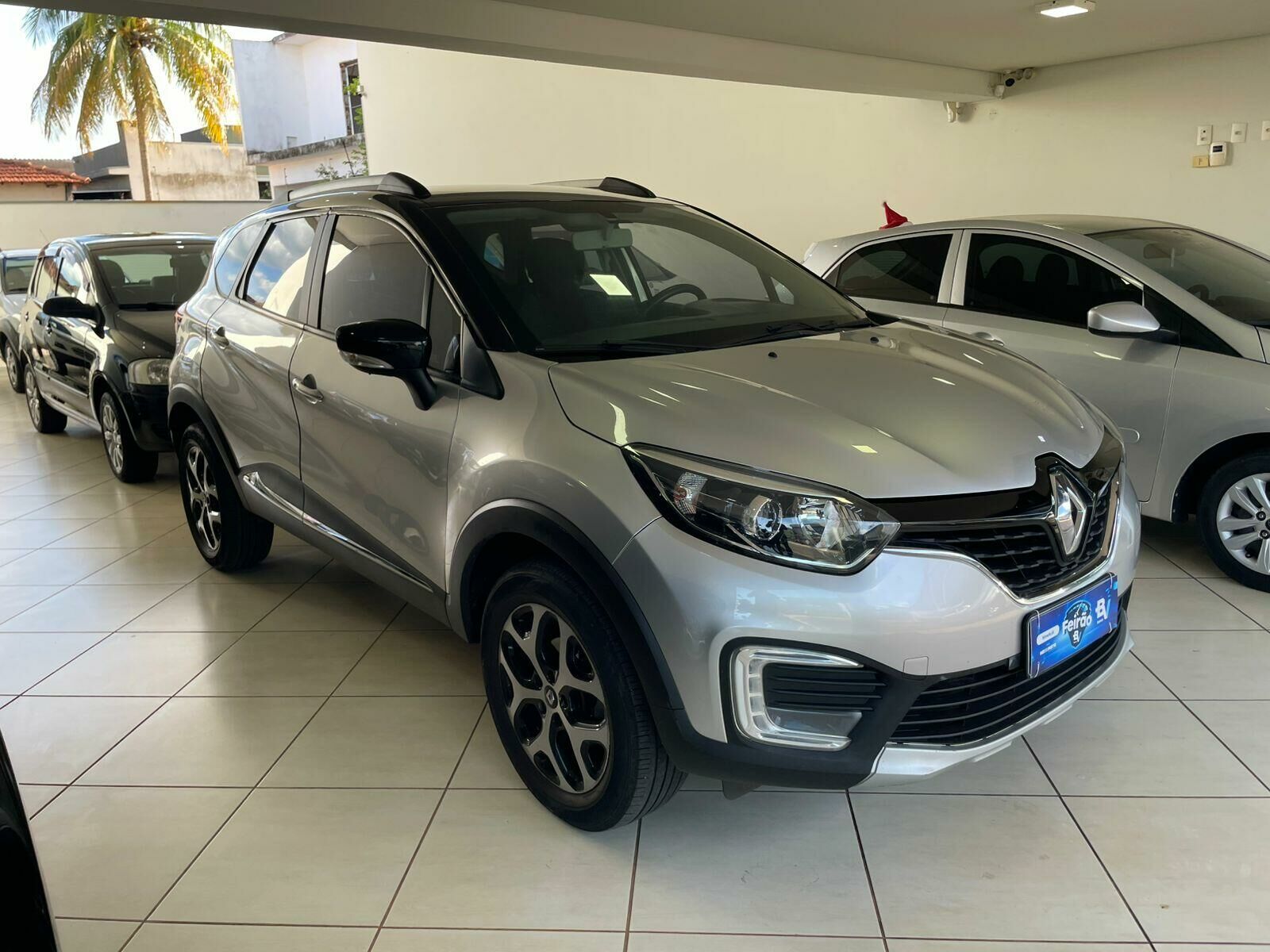 Imagem do veículo  RENAULT CAPTUR LIFE 1.6